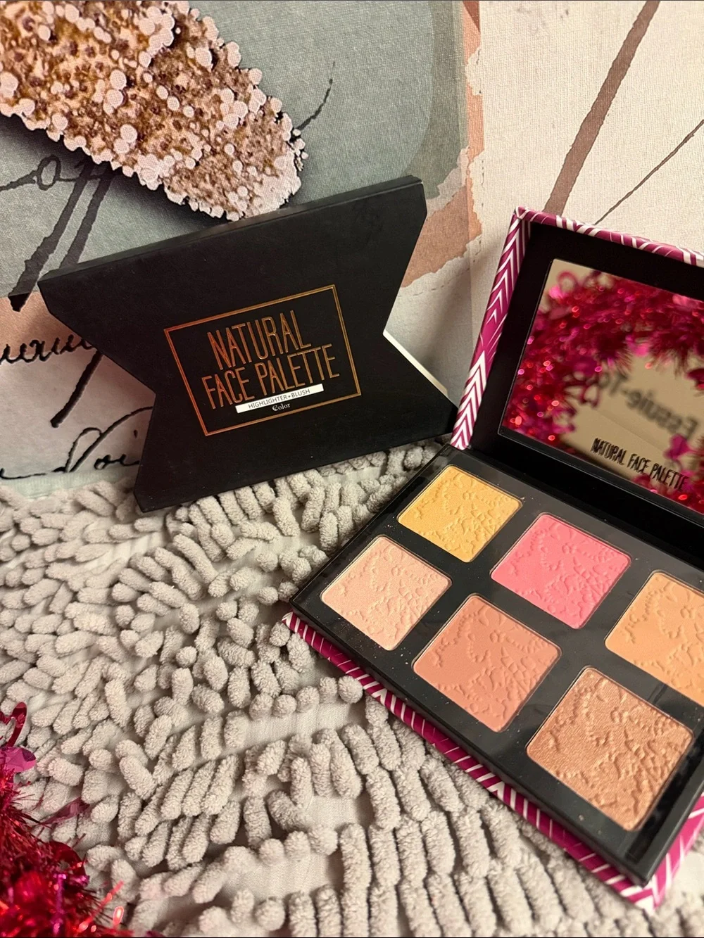 Natural Face Palette highlighter , blush set with mirror. 🆕